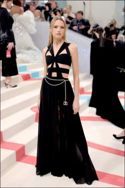 Qui est cette actrice-compositrice-interpète, musicienne et actrice belge ?