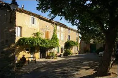 Nous sommes dans les Corbières, à Ladern-sur-Lauquet. Village de l'aire d'attraction Carcassonnaise, il se situe dans le département ...