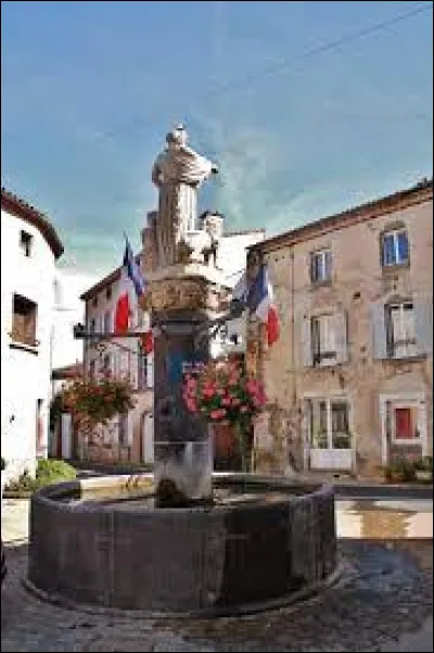 Commune Puydômoise, Neschers se situe dans l'ex région ...