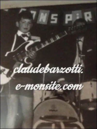 Claude Barzotti jouait d'un instrument quand il était petit. Duquel s'agit-il ?