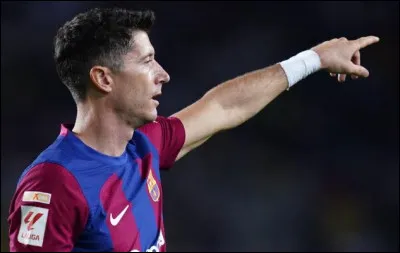 Dans quel club joue Lewandowski ?