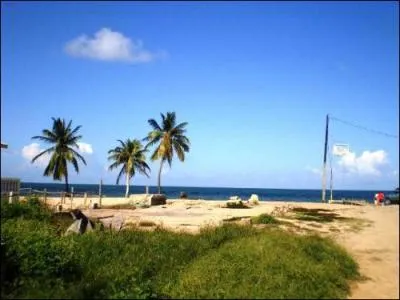 La capitale du Belize est :