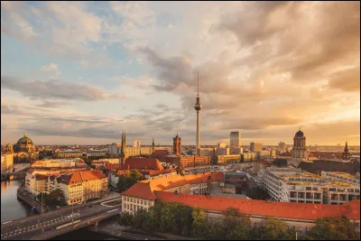 De quelle nationalité le groupe Berlin était-il ?