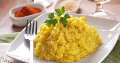Avec quels ingrédients confectionnerez-vous un vrai risotto à la milanaise ?