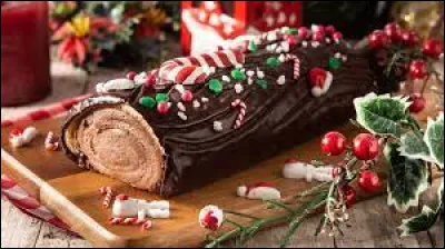 L'inventeur de la bûche de Noël est Pierre Lacoum.