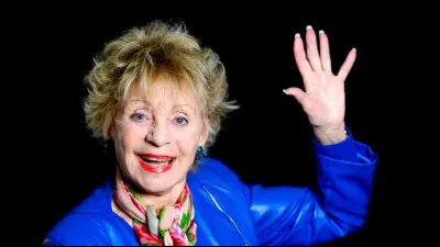 D'après une de ses chansons, de qui Annie Cordy est-elle la bonne ?