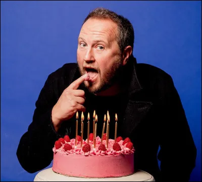 Dans quelle chanson Oldelaf énumère-t-il avec humour des tracas plus ou moins importants ?