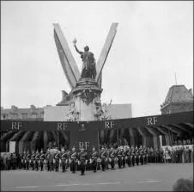 Que signifie ce mot de deux lettres : "Vé" ?