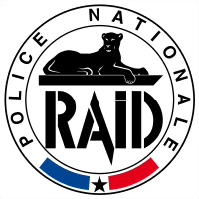 Qui fut le premier commandant du RAID, l'unité d'élite de la Police nationale française ?