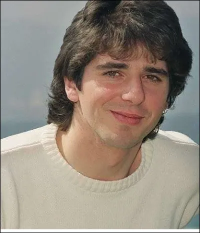 Qui est ce jeune Patrick qui deviendra un chanteur célèbre ?