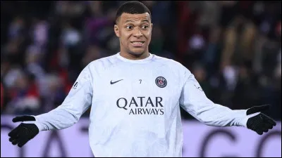 Qui est ce joueur de foot ?