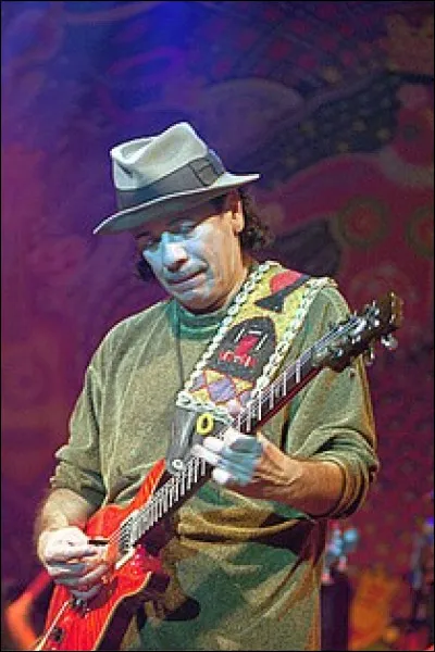 Qui est ce guitariste célèbre, créateur du rock latino ?