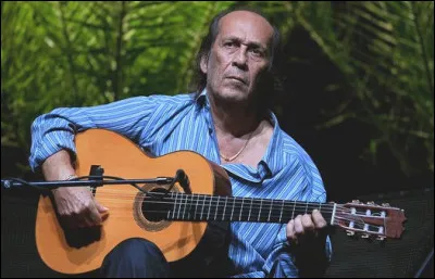 Quel est ce grand guitariste ibérique qui a introduit la musique jazz dans la guitare flamenco ?