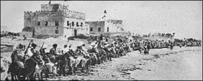 Ce 8 février, l'Italie impose un protectorat au sultanat d'Hobyo (Obbia), première étape de sa colonie de Somalie : c'était en ...