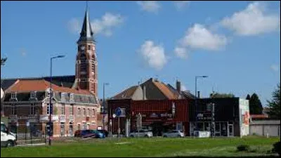 Cette commune urbaine de 8 600 habitants, située dans le département du Nord, dans l'ouest de la métropole lilloise, c'est ...