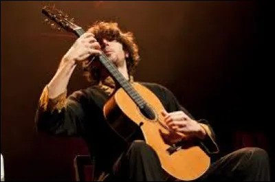 De qui est la chanson "Comme un manouche sans guitare" ?