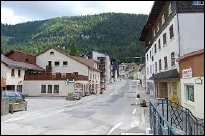 Village du Pays de Gex, dans la vallée de la Valserine, Mijoux se situe dans l'ex région ...