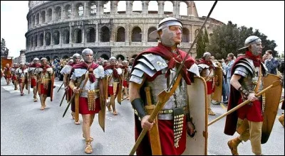 Quelle est la stratégie de Rome face aux Carthaginois ?