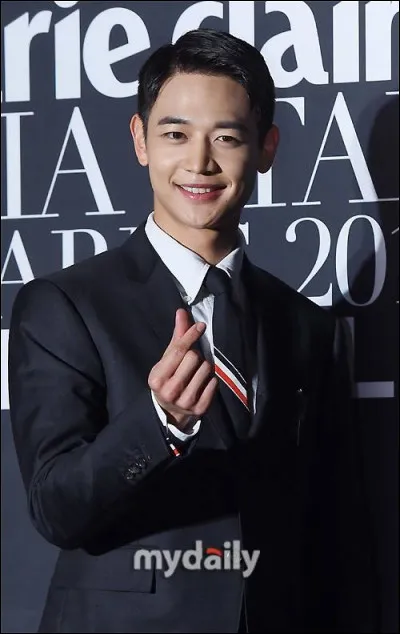 Dans quelle ville Minho est-il parti lors de l'émission de variétés "One Fine Day'' ?