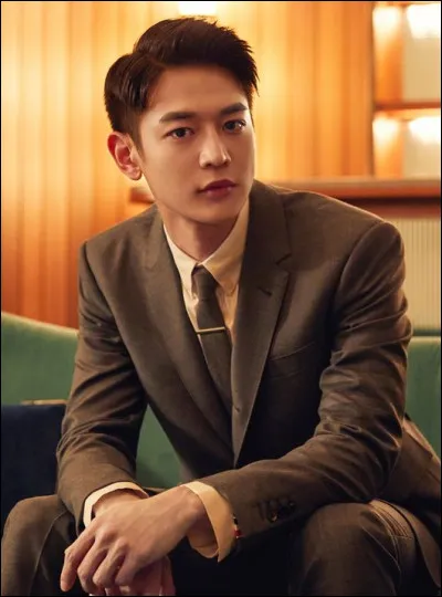 Parmi ces trois chansons, pour laquelle Minho a-t-il participé à l'écriture des paroles ?