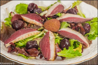 Une petite salade clôturera les entrées :