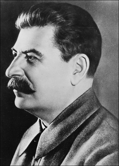 Quel est le véritable nom de Joseph Staline ?