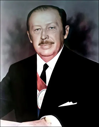 De quel pays d'Amérique du Sud Alfredo Stroessner était-il le dictateur ?