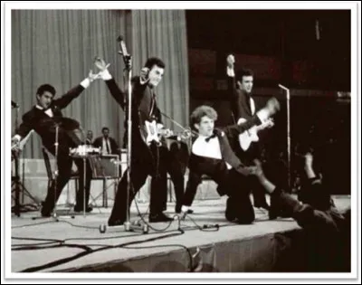 Quelle est la véritable identité d'Eddy Mitchell ?