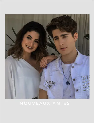 Comment s'appelle la personne qui est à droite ?