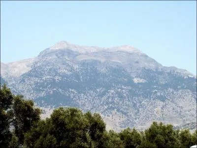 Qu'taient les Dactyles, souvent associs au Mont Ida en Crte (photo) ?