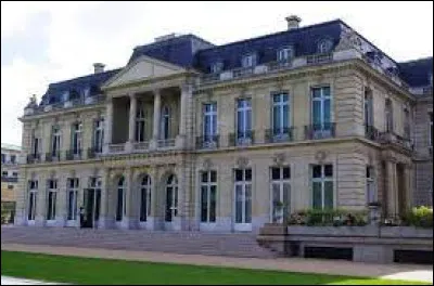 Dans quelle ville se trouve le siège de l'OCDE ?