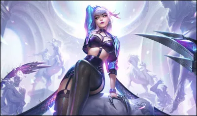 Qui fait la voix d'Evelynn ?