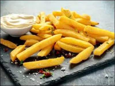 Quand une personne te propose des frites ou une pizza, tu choisis :