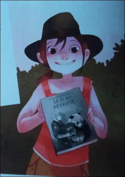 Qui a écrit le livre qu'a Cerise dans les mains sur sa précédente aventure ?