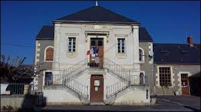Nous commençons notre promenade dans le Centre-Val-de-Loire, à Azy. Commune de l'aire d'attraction Berruyère, elle se situe dans le département ...
