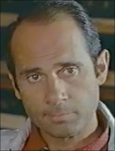 Dans quel film, sorti en 1982, est-il Marc Covet, un journaliste v&eacute;reux, aux c&ocirc;t&eacute;s de Michel Serrault et Jane Birkin ?