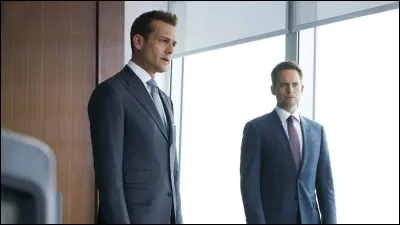 Dans laquelle de ces séries y a-t-il un avocat qui se fait assister par un homme non-diplômé ?