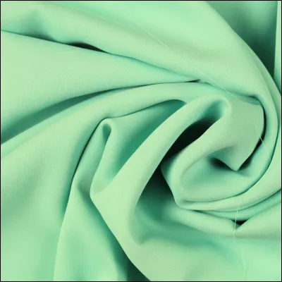 Quelle couleur porte le père-Noël ?