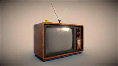 En France, quelle fut la première chaîne télévisée privée ?