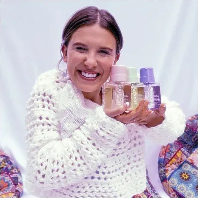 Comment s'appelle sa marque de maquillage ?