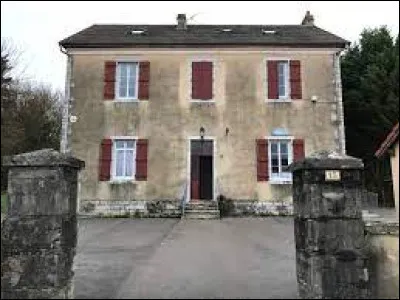 Village Jurassien, Chatelay se situe dans l'ex région ...