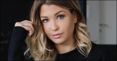 Qui est cette youtubeuse ?