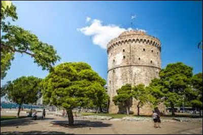 Comment s'appellent les habitants de Thessalonique, une ville grecque ?