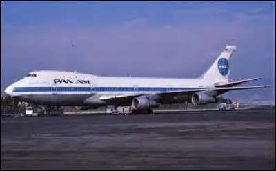 Ce 22 janvier, le Boeing 747, qualifié de "jumbo jet", pouvant transporter plus de 400 passagers, commence sa carrière commerciale :