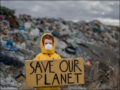 Les crèmes solaires détruisent-elles la faune et la flore des cours d'eau, des lacs, des mers et des océans ?