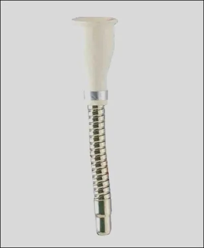 Quel est cet objet placé sur le robinet d'évier ?