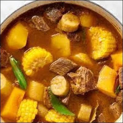 Quel est le plat national du Panama à base de riz, de poulet et d'épices ?