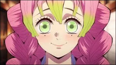 Dans quelle saison apparaît-t-elle ?