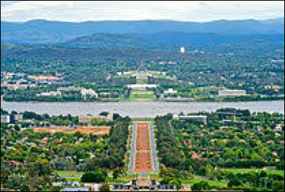 Canberra est la capitale de...
