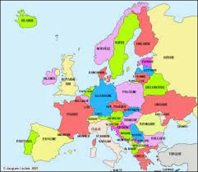 Lequel de ces pays est surnommé "le plat pays" ?